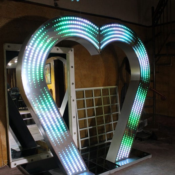 corazon-gigante-led-lght-03.jpg