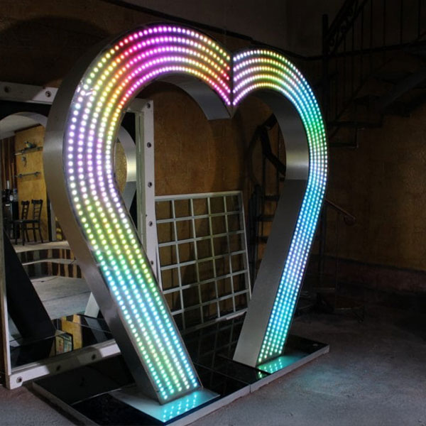 corazon-gigante-led-lght-05.jpg