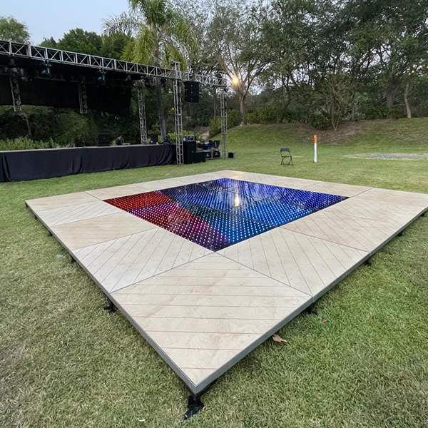 pista-de-baile-de-madera-2.png